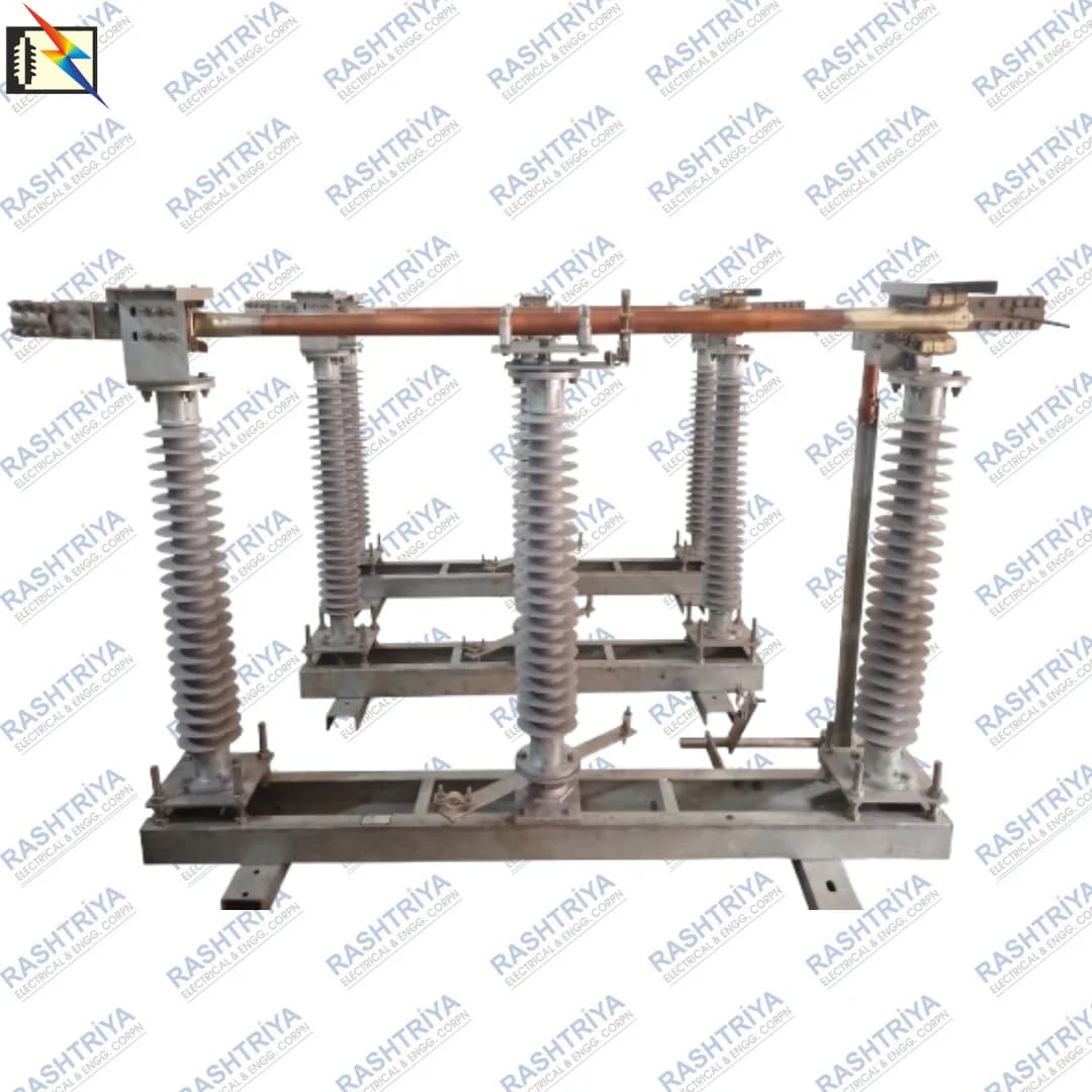 66kV 630A/800A Manual Polymer Isolator with Earth Switch by Rashtriya Electrical